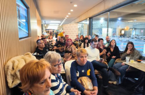 Presentación Renacer entre Ruinas en David Lloyd